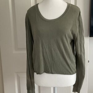 US Vintage Army Green Long Sleeved T-Shirt - size S